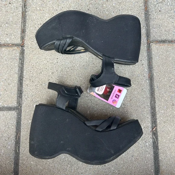 Y2K whimsigoth platform sandals - Picture 7 of 16